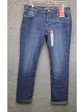Arizona Super Skinny Jeans 13 Short Medium Wash Preppy Minimalist Capsule Casual